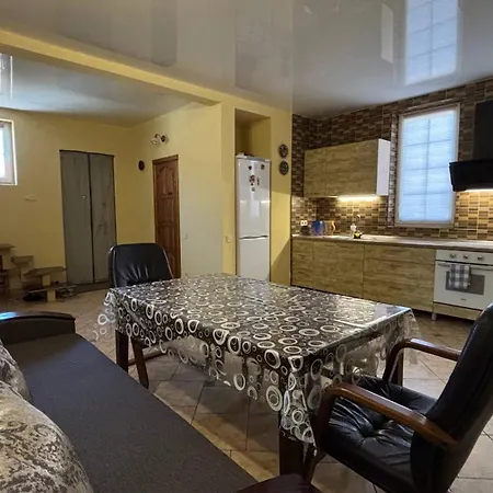 Holiday home золотий якор *